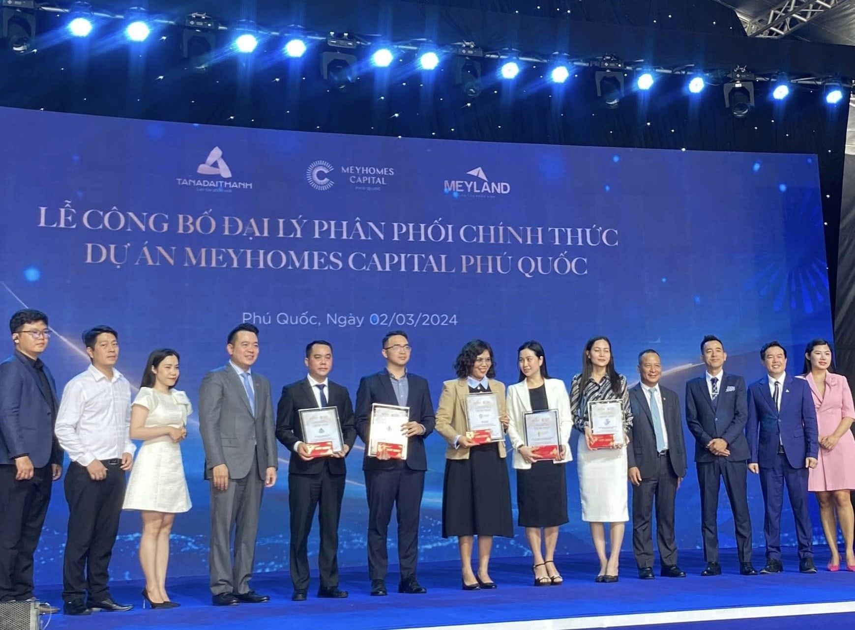 Trang chủ 12 474044995 122208979142061908 6042683378780850967 n 1
