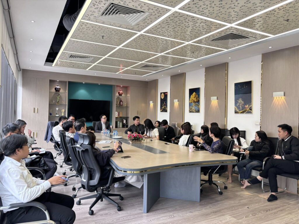 Trang chủ 13 487734462 122223171032061908 1671119701870926379 n