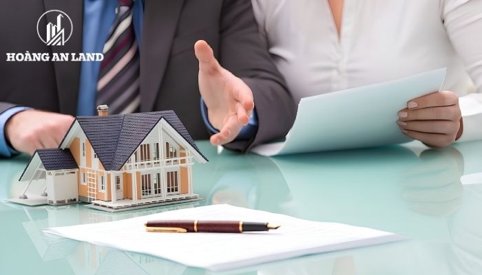 Mua chung cư chỉ có hợp đồng mua bán có an toàn không? 3 Hồ sơ pháp lý của dự án là yếu tố quyết định tính hợp pháp của giao dịch