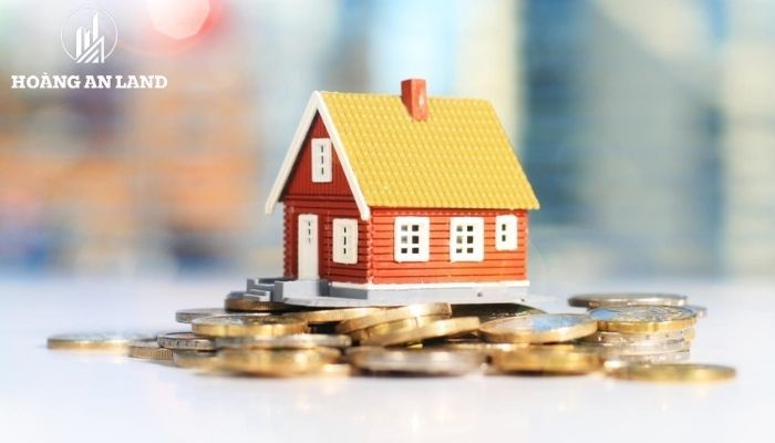 Áp lực trả nợ hàng tháng và rủi ro biến động lãi suất thả nổi