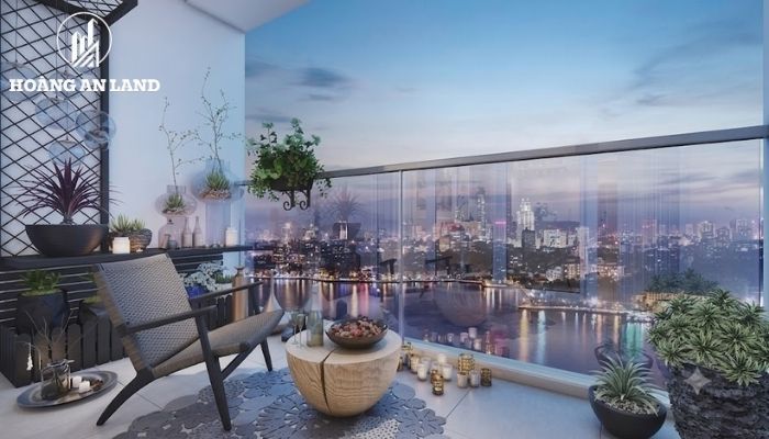 Giải đáp thực tế: Có nên ở tầng trên cùng của chung cư? 1 Tầng trên cùng chung cư là tầng ở vị trí cao nhất của khối căn hộ, nằm ngay bên dưới mái hoặc khu vực kỹ thuật của tòa nhà